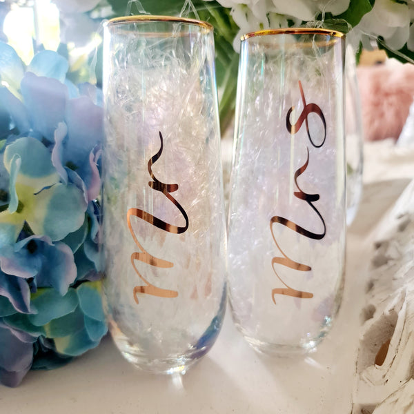 Mr & Mrs Stemless Champagne Glasses