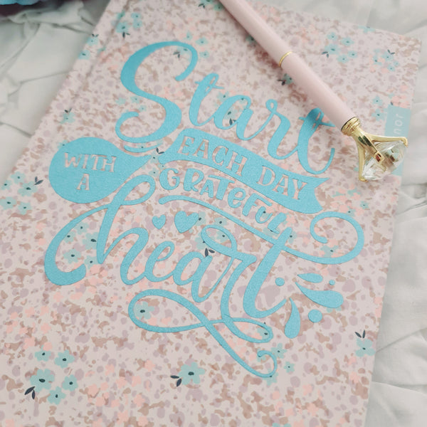 Start each day with a grateful heart Journal and Pen set